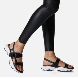 SOREL Kinetic Impact Sling Sandals Black and White size 7.5